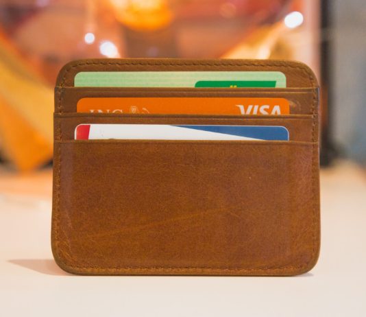 Factors to consider before portfolio building Photo Credit: Stephen Phillips